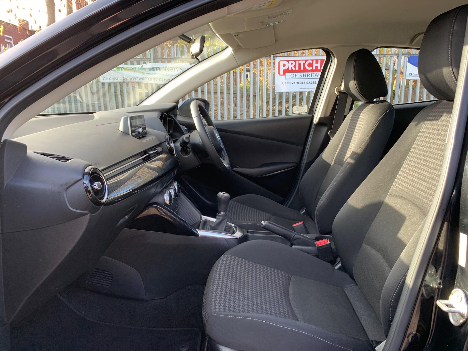 Used Mazda Mazda2 2018 for sale - 76824660: Photo 34