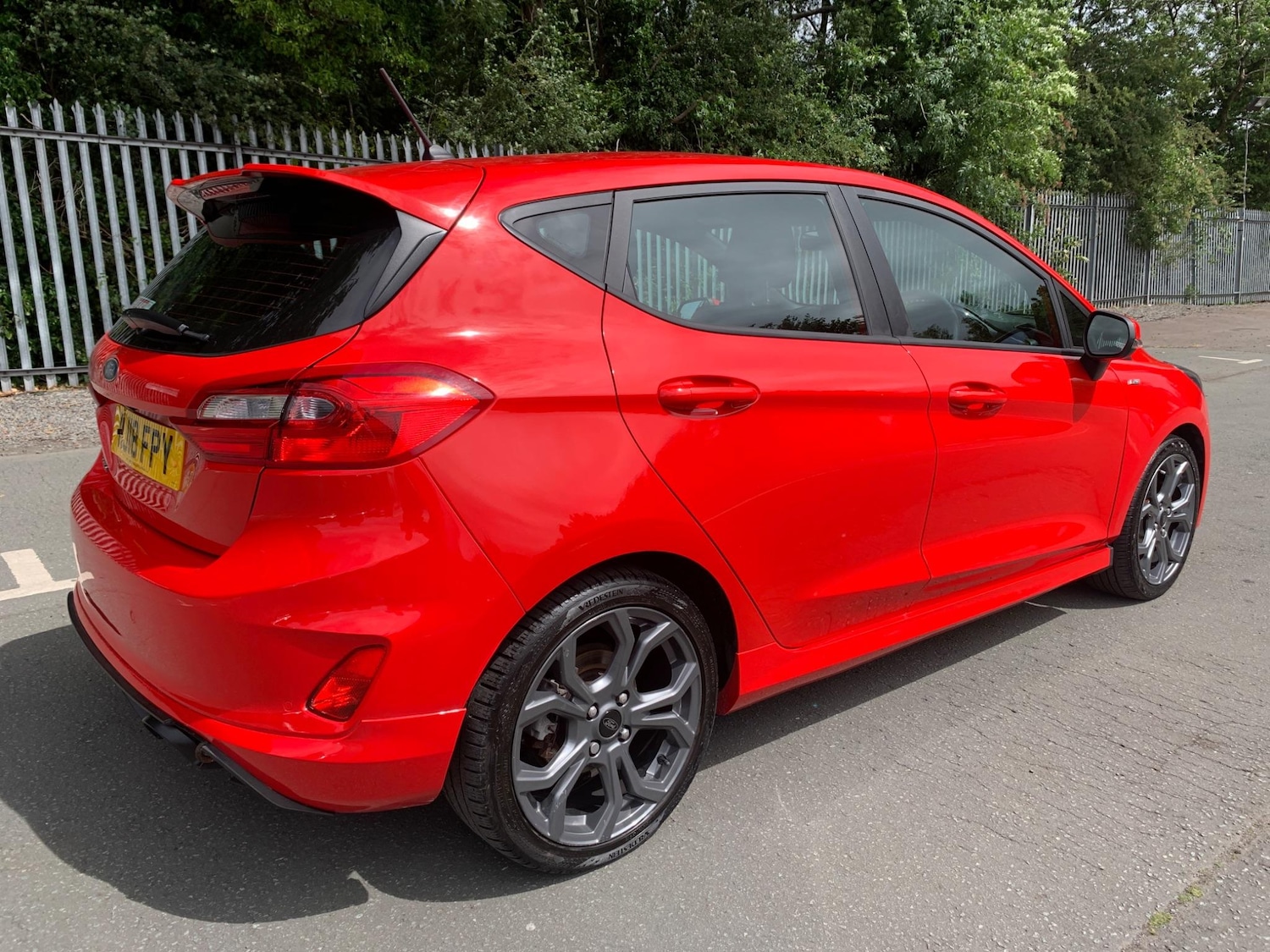 Used Ford Fiesta 2018 for sale - 76499902: Photo 3