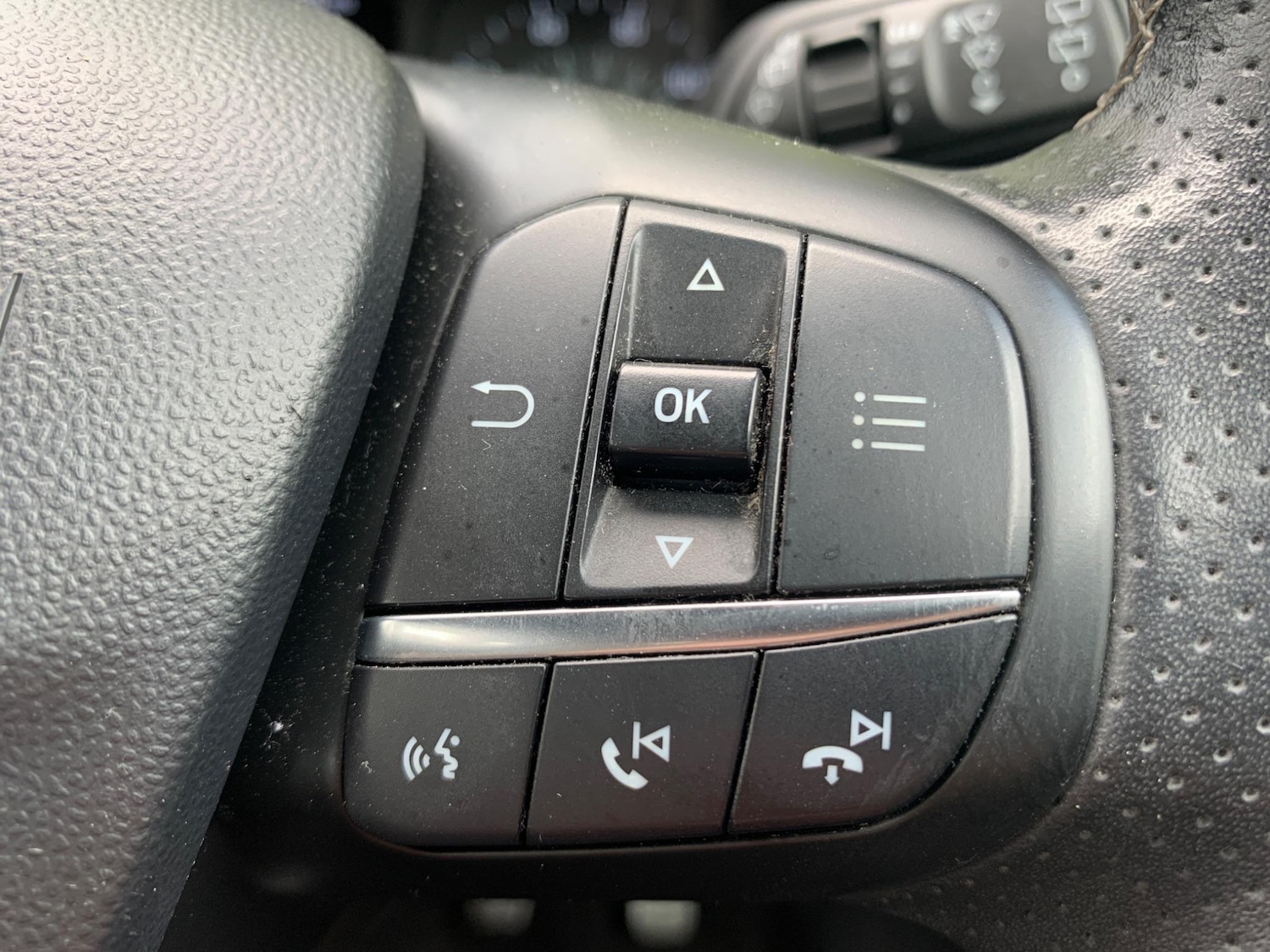 Used Ford Fiesta 2018 for sale - 76499902: Photo 37