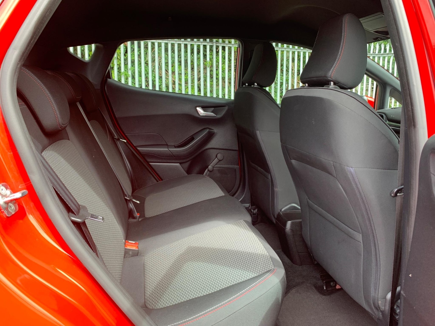 Used Ford Fiesta 2018 for sale - 76499902: Photo 42