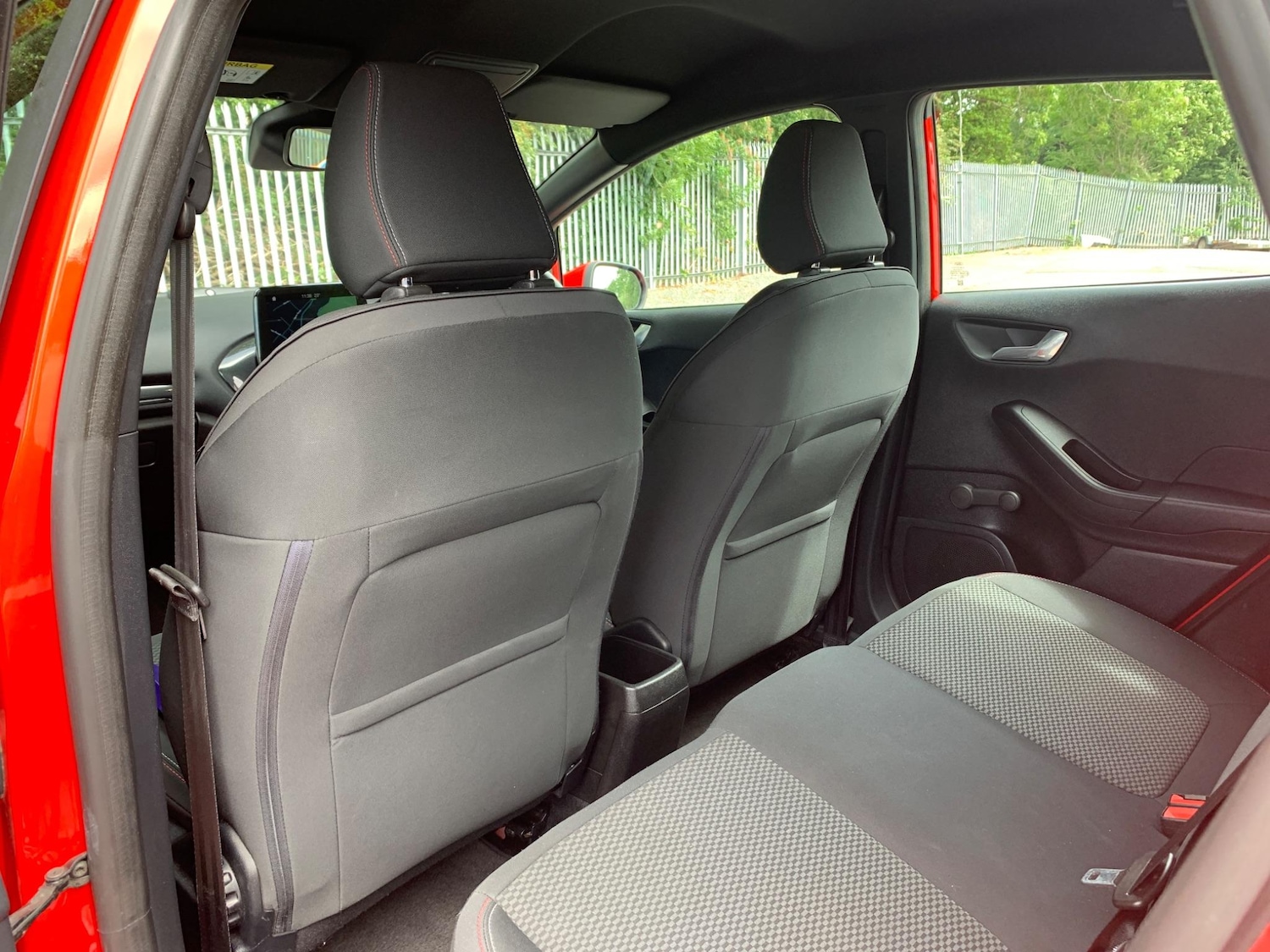 Used Ford Fiesta 2018 for sale - 76499902: Photo 47