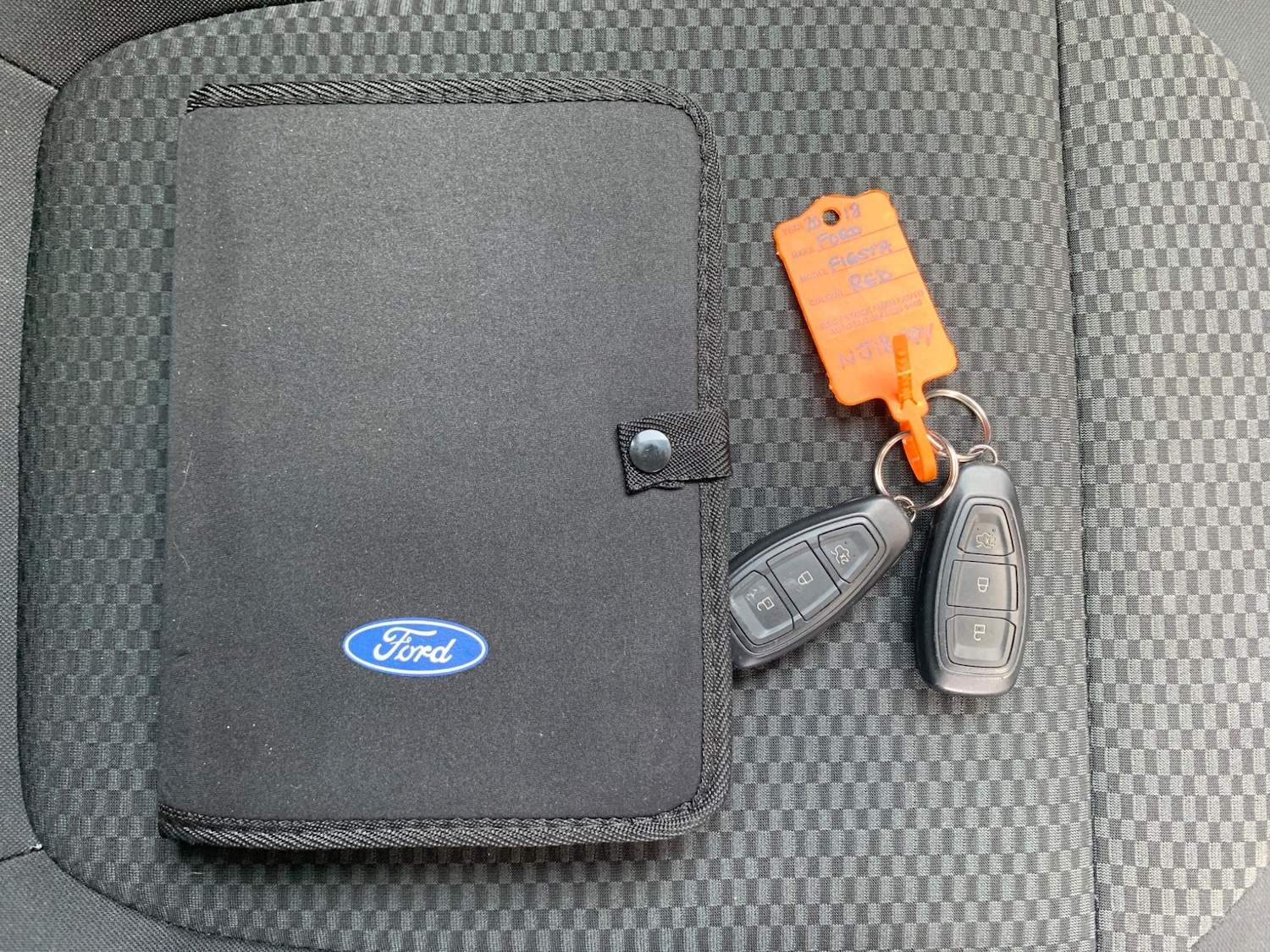 Used Ford Fiesta 2018 for sale - 76499902: Photo 48