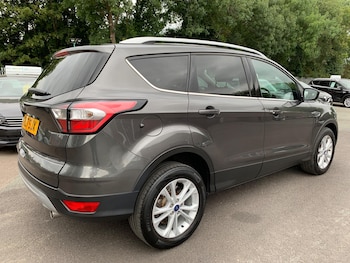 Used Ford Kuga 2017 for sale - 75634609: Photo
