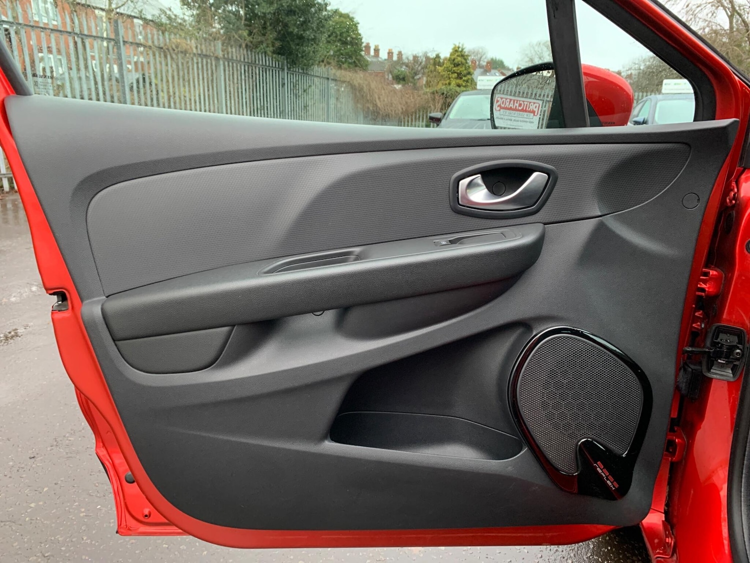 Used Renault Clio for sale - 77278852: Photo 33