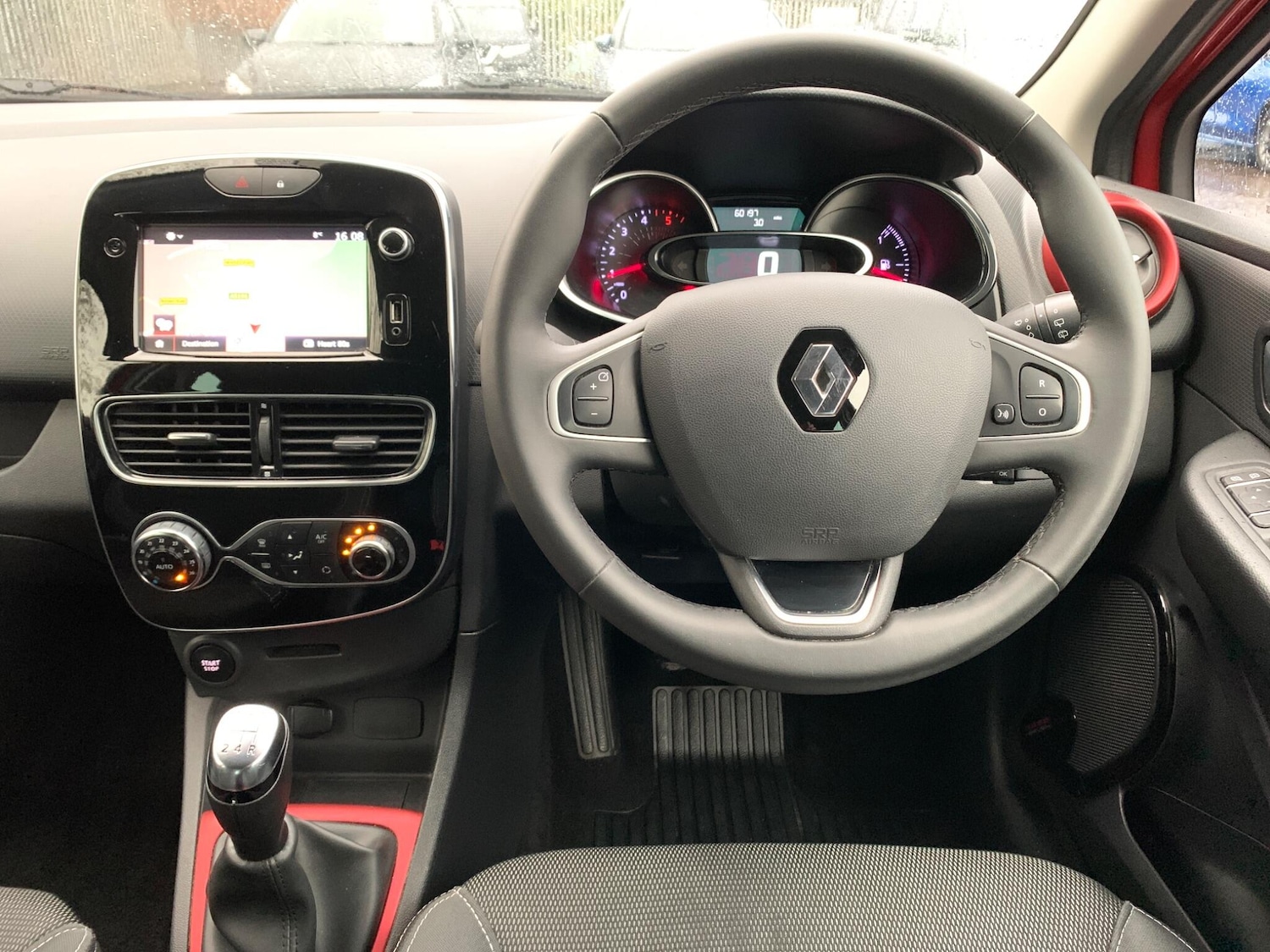 Used Renault Clio for sale - 77278852: Photo 38
