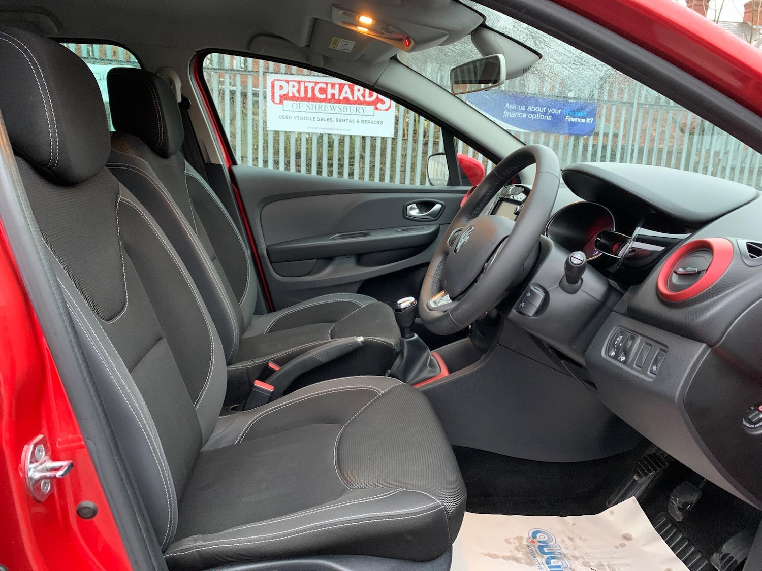 Used Renault Clio for sale - 77278852: Photo 45