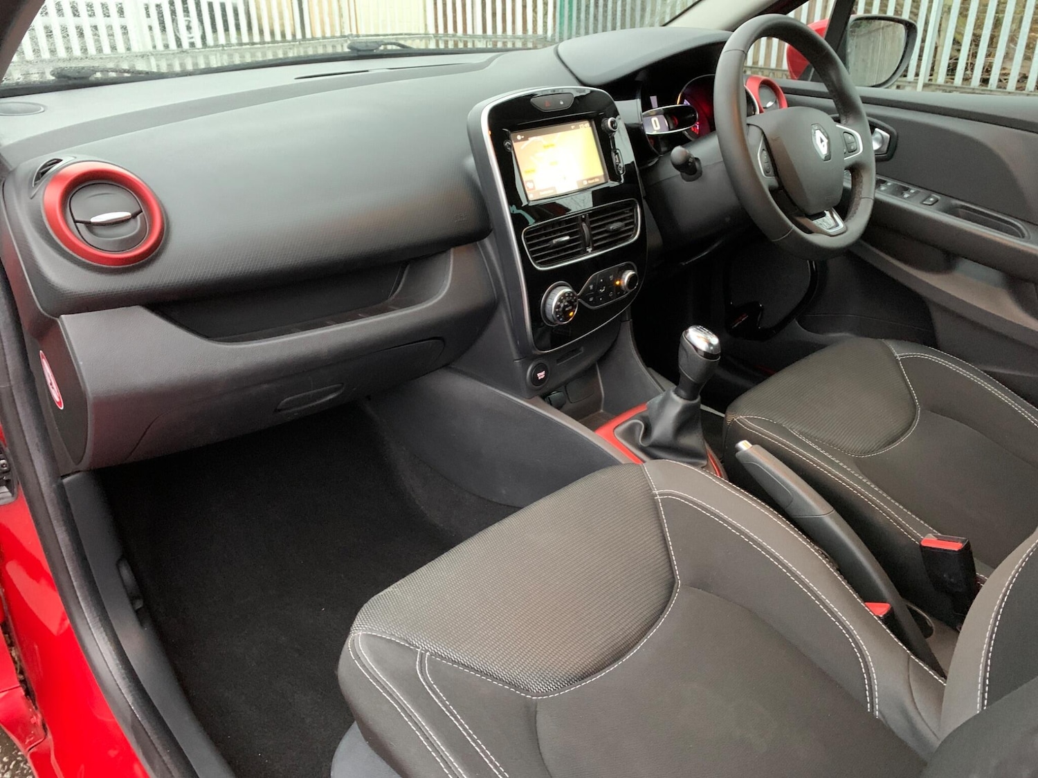 Used Renault Clio for sale - 77278852: Photo 48