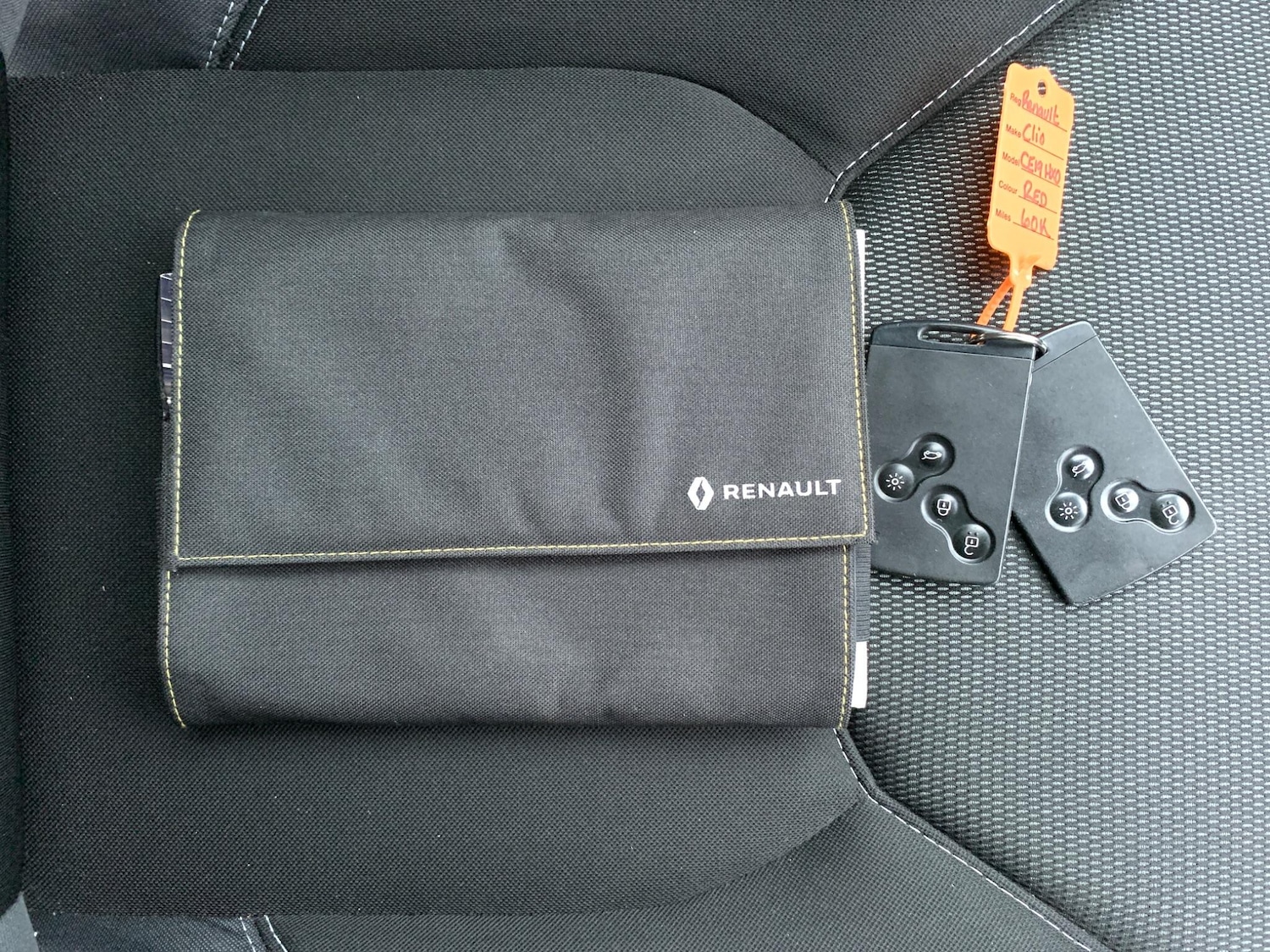 Used Renault Clio for sale - 77278852: Photo 57