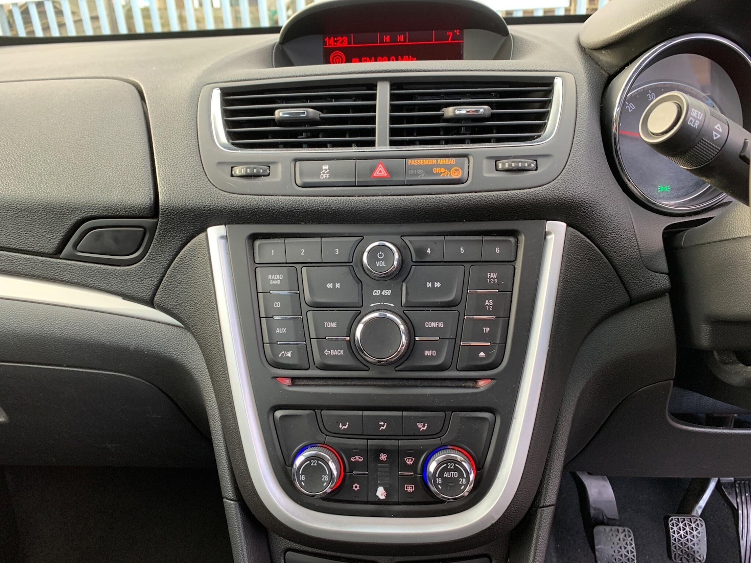 Used Vauxhall Mokka 2015 for sale - 77066742: Photo 31