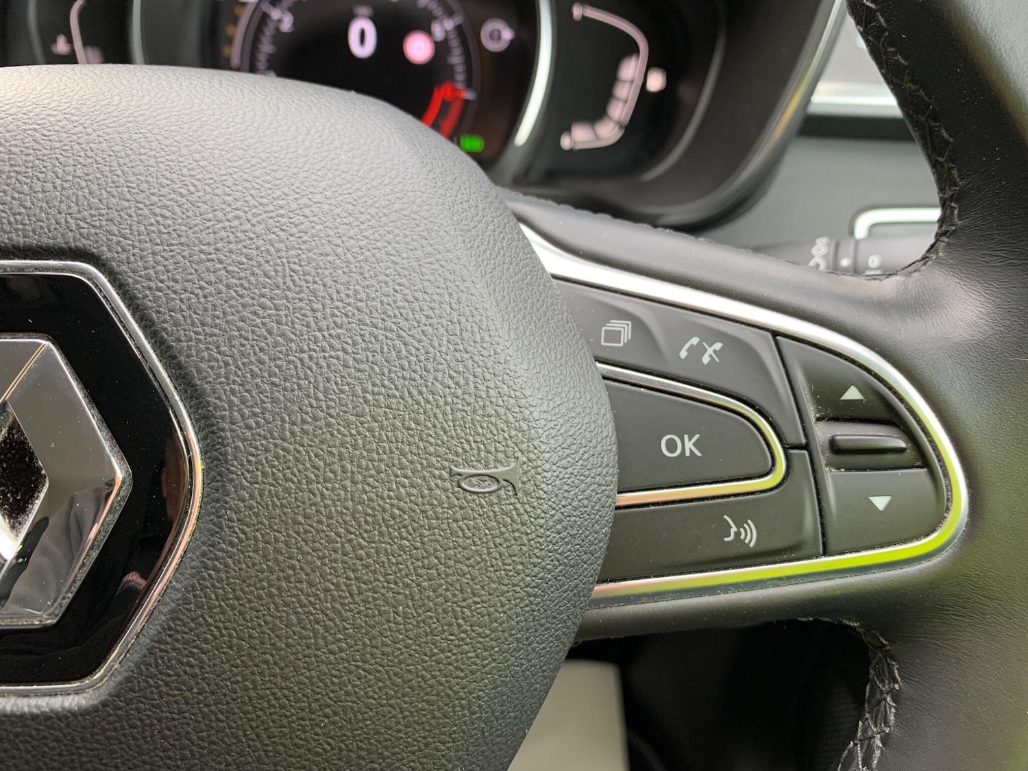 Used Renault Kadjar 2021 for sale - 78204230: Photo 42