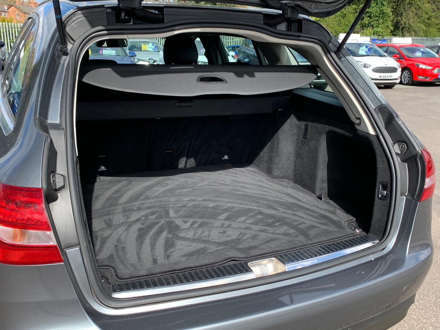 Used Mercedes-Benz C Class 2018 for sale - 78115646: Photo 31