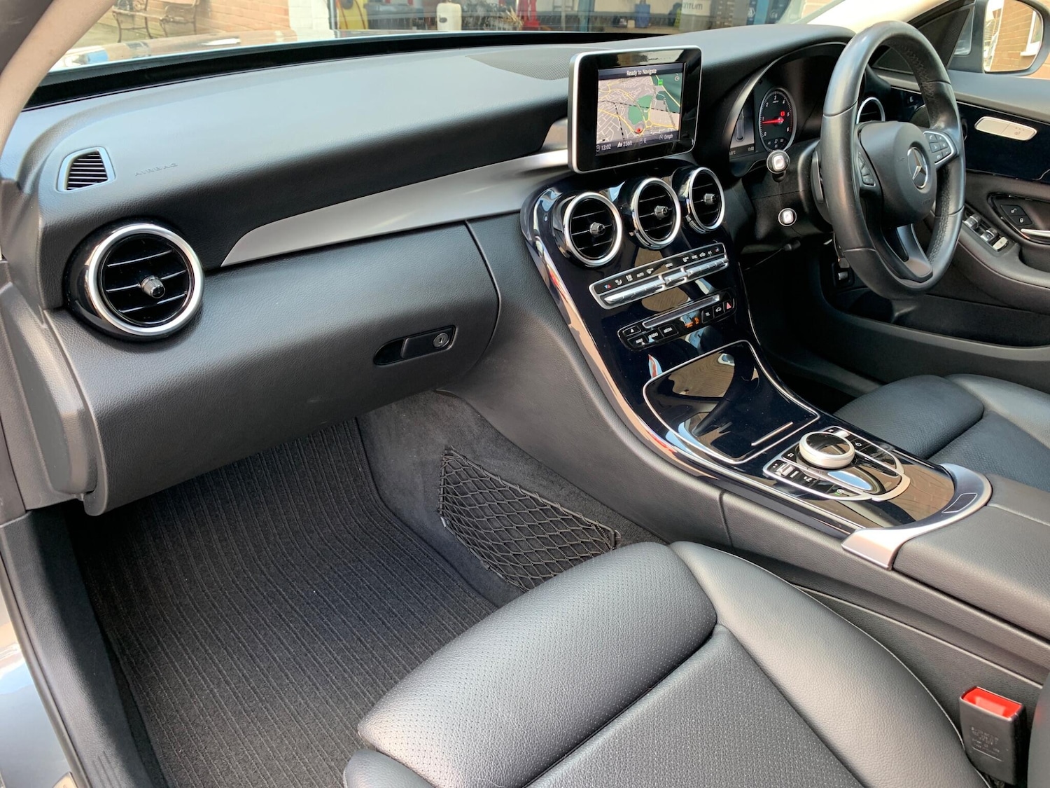 Used Mercedes-Benz C Class 2018 for sale - 78115646: Photo 54