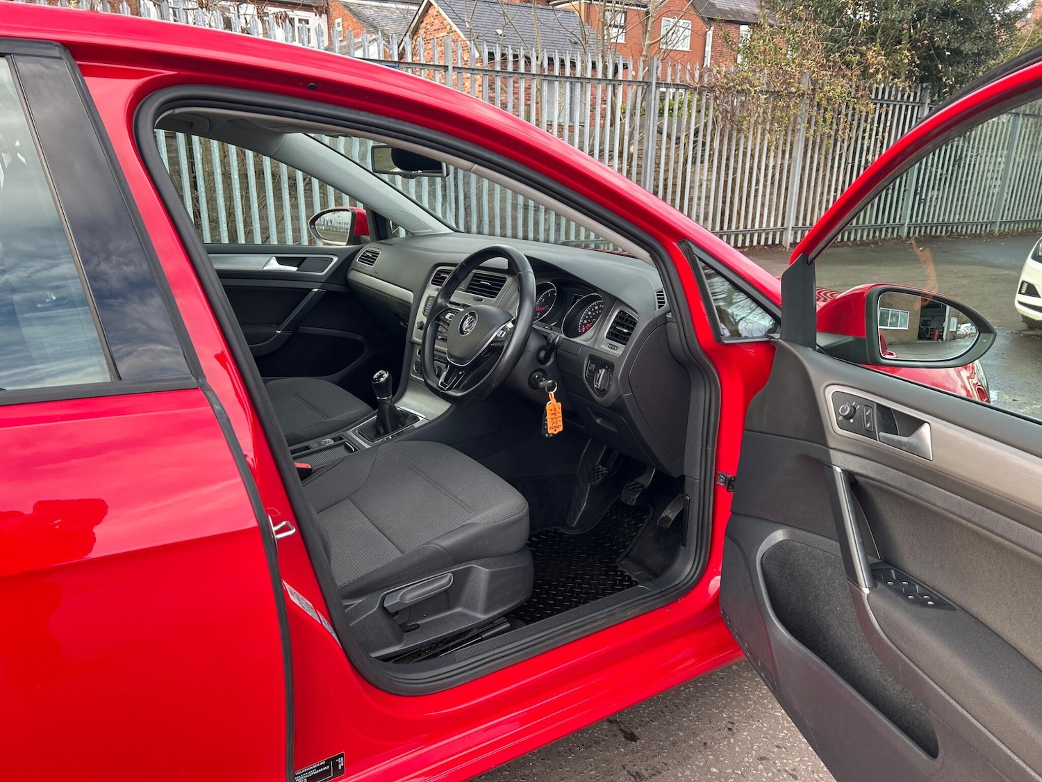 Used Volkswagen Golf 2015 for sale - 76936252: Photo 28