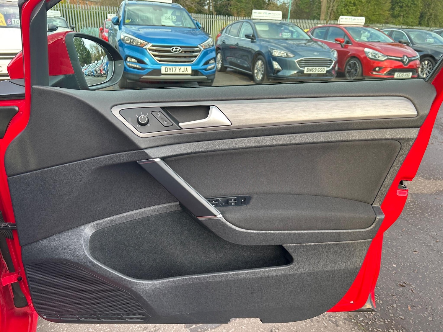 Used Volkswagen Golf 2015 for sale - 76936252: Photo 29