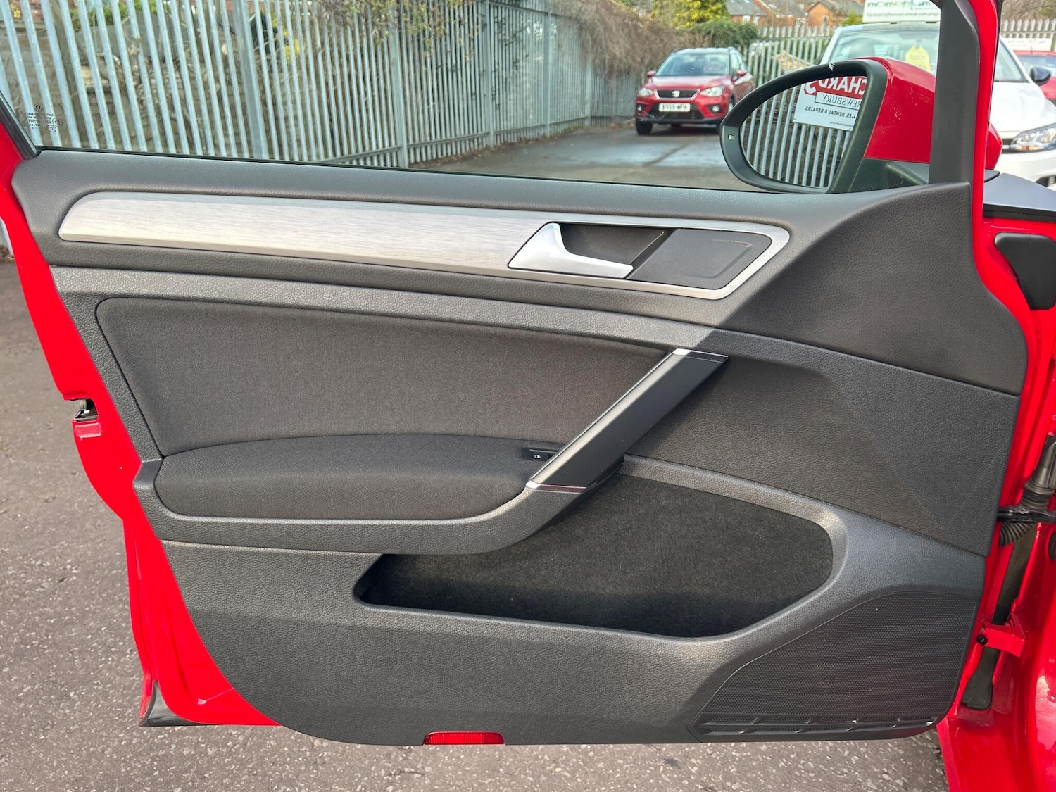 Used Volkswagen Golf 2015 for sale - 76936252: Photo 30