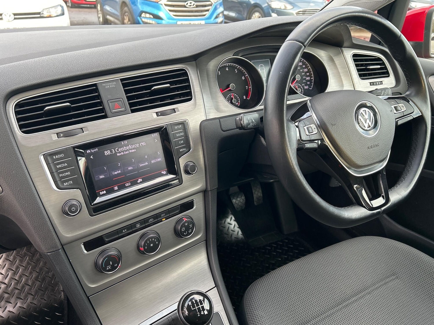 Used Volkswagen Golf 2015 for sale - 76936252: Photo 46