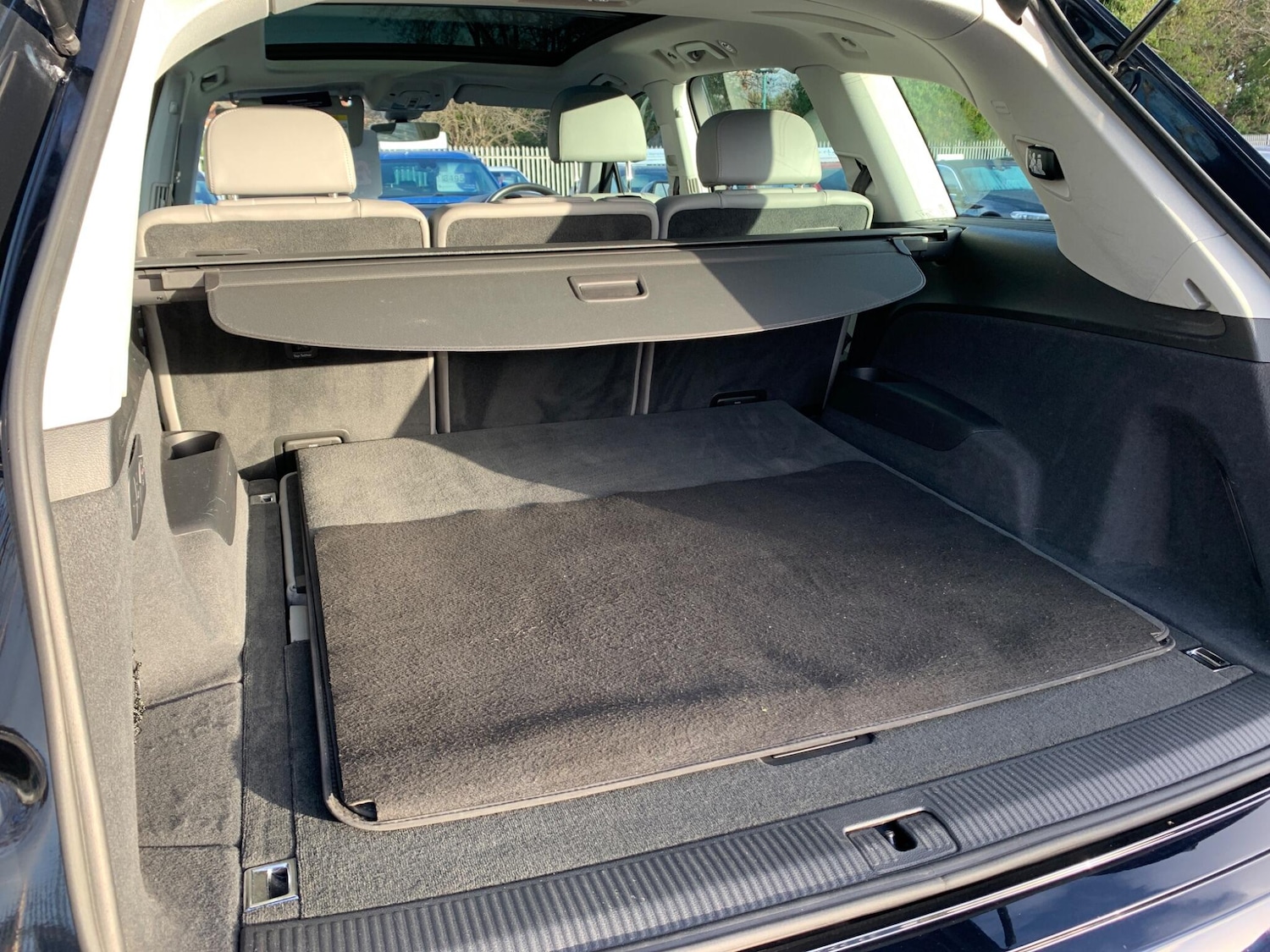 Used Audi Q7 2016 for sale - 77016577: Photo 33