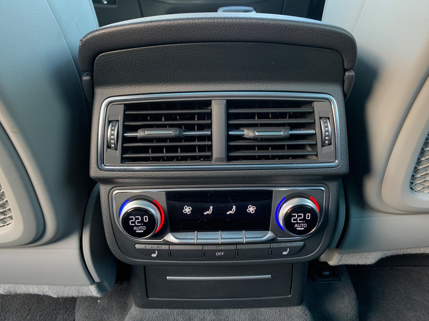 Used Audi Q7 2016 for sale - 77016577: Photo 61