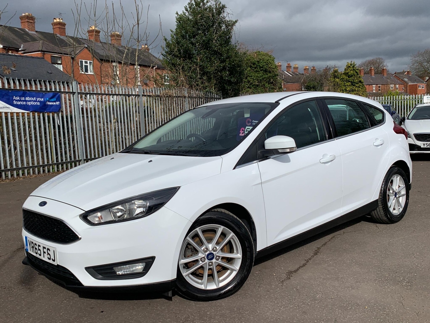 Used Ford Focus for sale - 77892470: Photo 2
