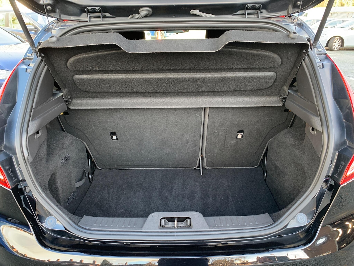 Used Ford Fiesta 2017 for sale - 76752738: Photo 18