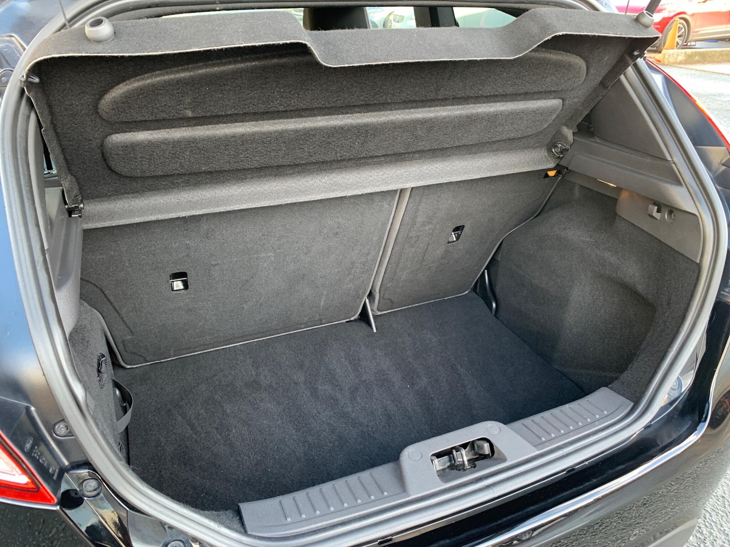 Used Ford Fiesta 2017 for sale - 76752738: Photo 25