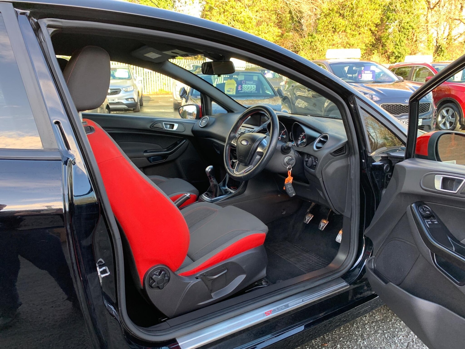 Used Ford Fiesta 2017 for sale - 76752738: Photo 32