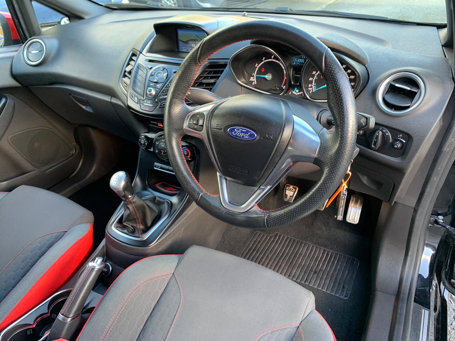 Used Ford Fiesta 2017 for sale - 76752738: Photo 34