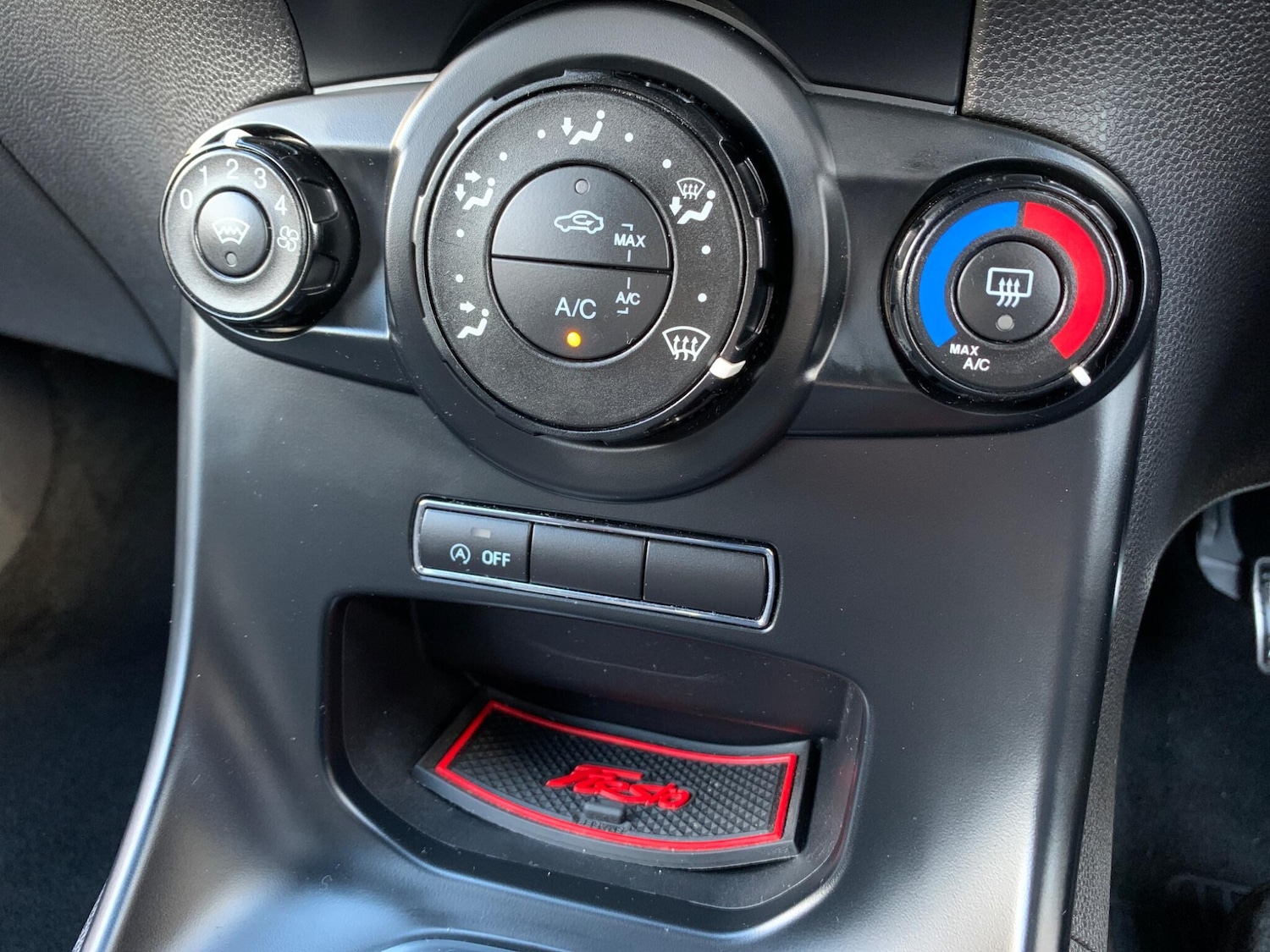 Used Ford Fiesta 2017 for sale - 76752738: Photo 50