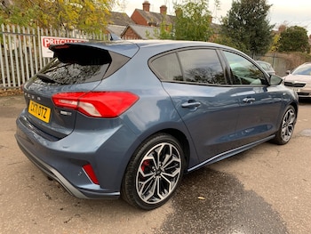 Used Ford Focus 2021 for sale - 76399306: Photo