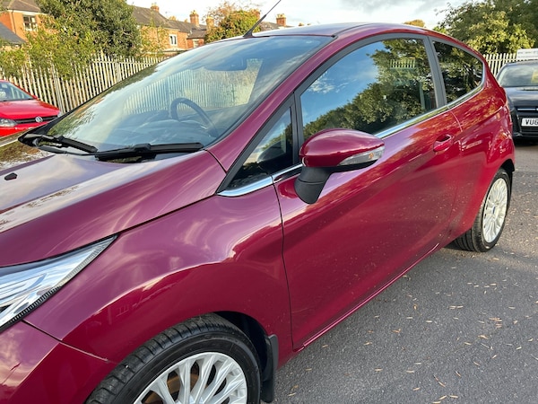 Used Ford Fiesta 2014 for sale - 76200968: Photo 15