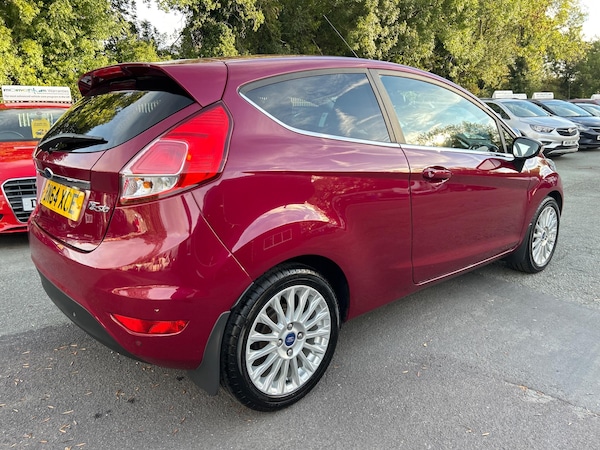 Used Ford Fiesta 2014 for sale - 76200968: Photo 3
