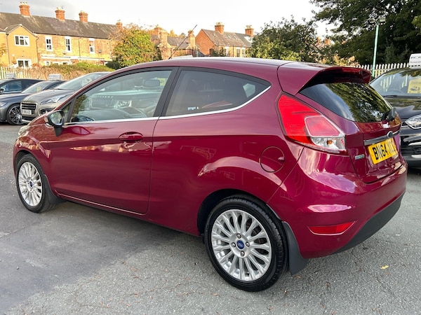 Used Ford Fiesta 2014 for sale - 76200968: Photo 8