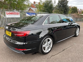 Used Audi A4 2018 for sale - 76326817: Photo