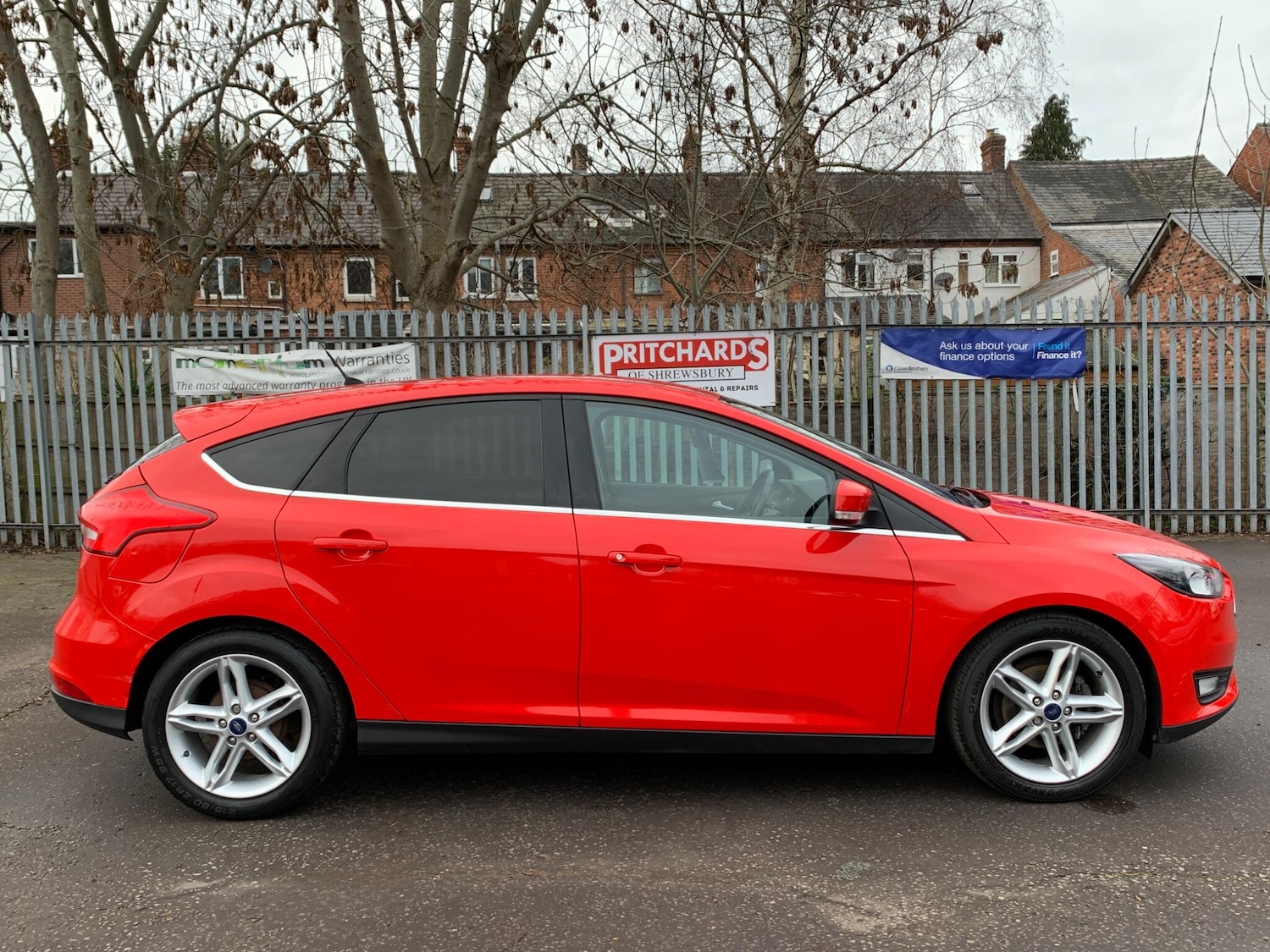 Used Ford Focus 2015 for sale - 77074797: Photo 4