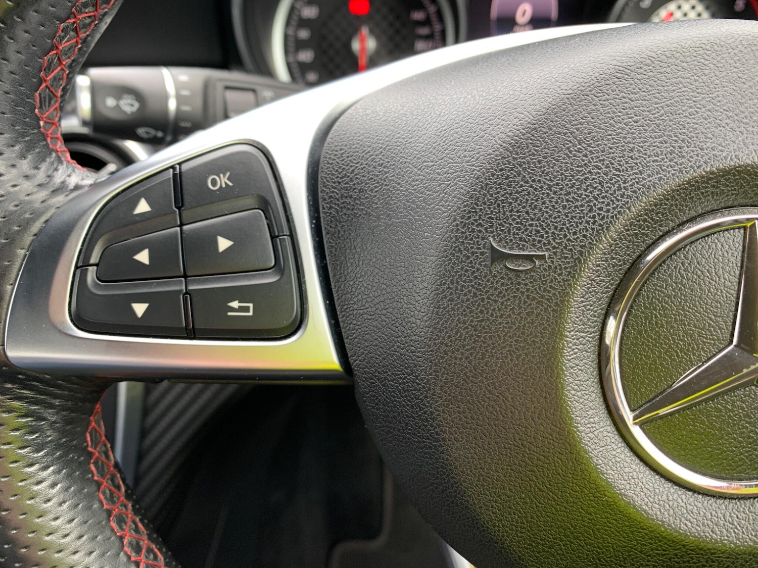 Used Mercedes-Benz A-Class for sale - 77853120: Photo 41