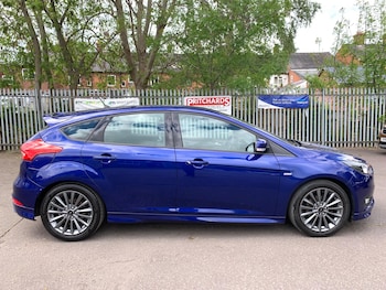 Used Ford Focus 2017 for sale - 78561811: Photo