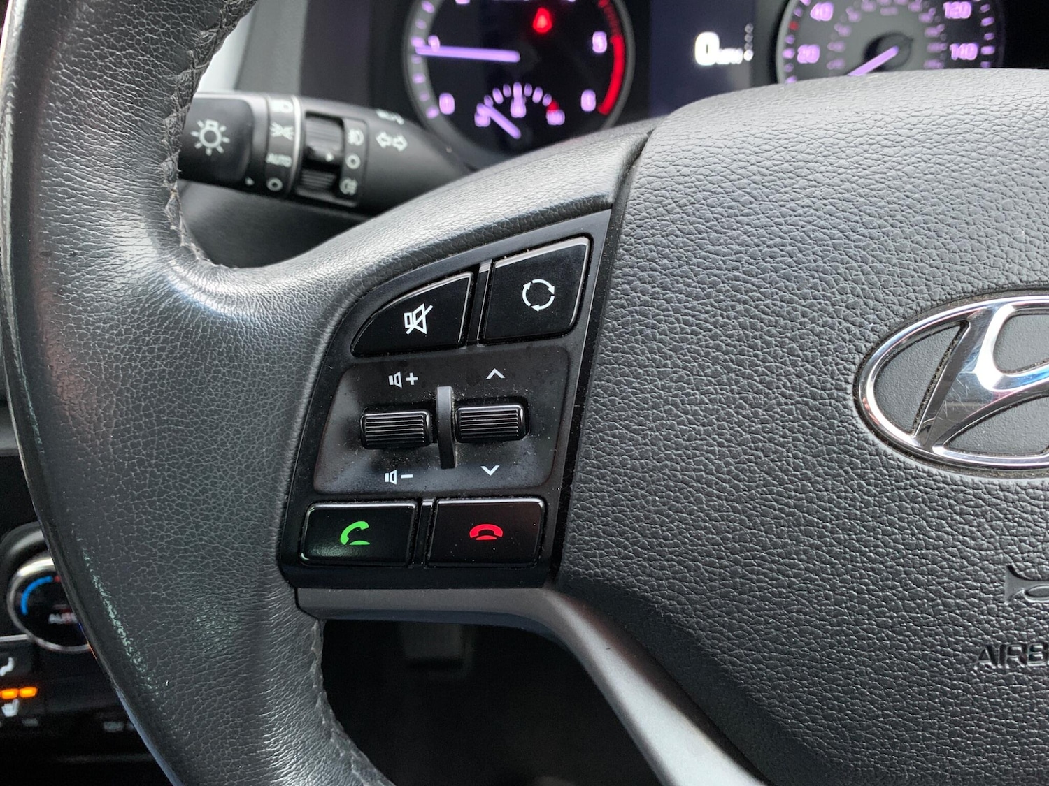 Used Hyundai TUCSON 2017 for sale - 77074716: Photo 38