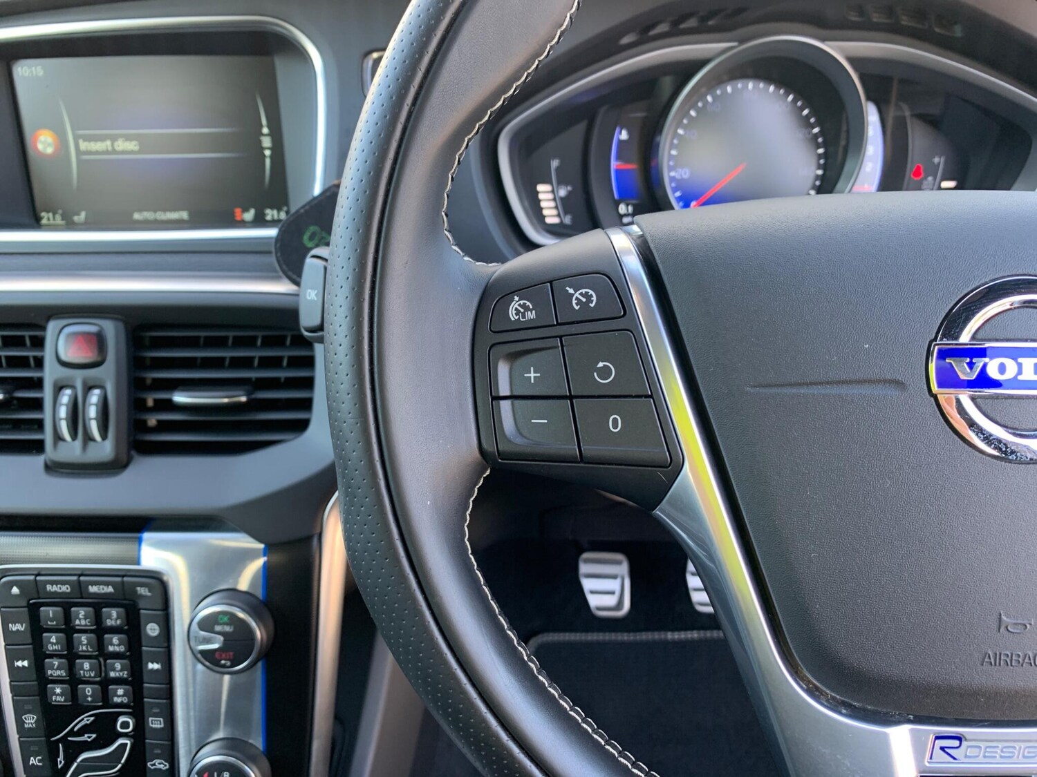 Used Volvo V40 for sale - 78214429: Photo 34