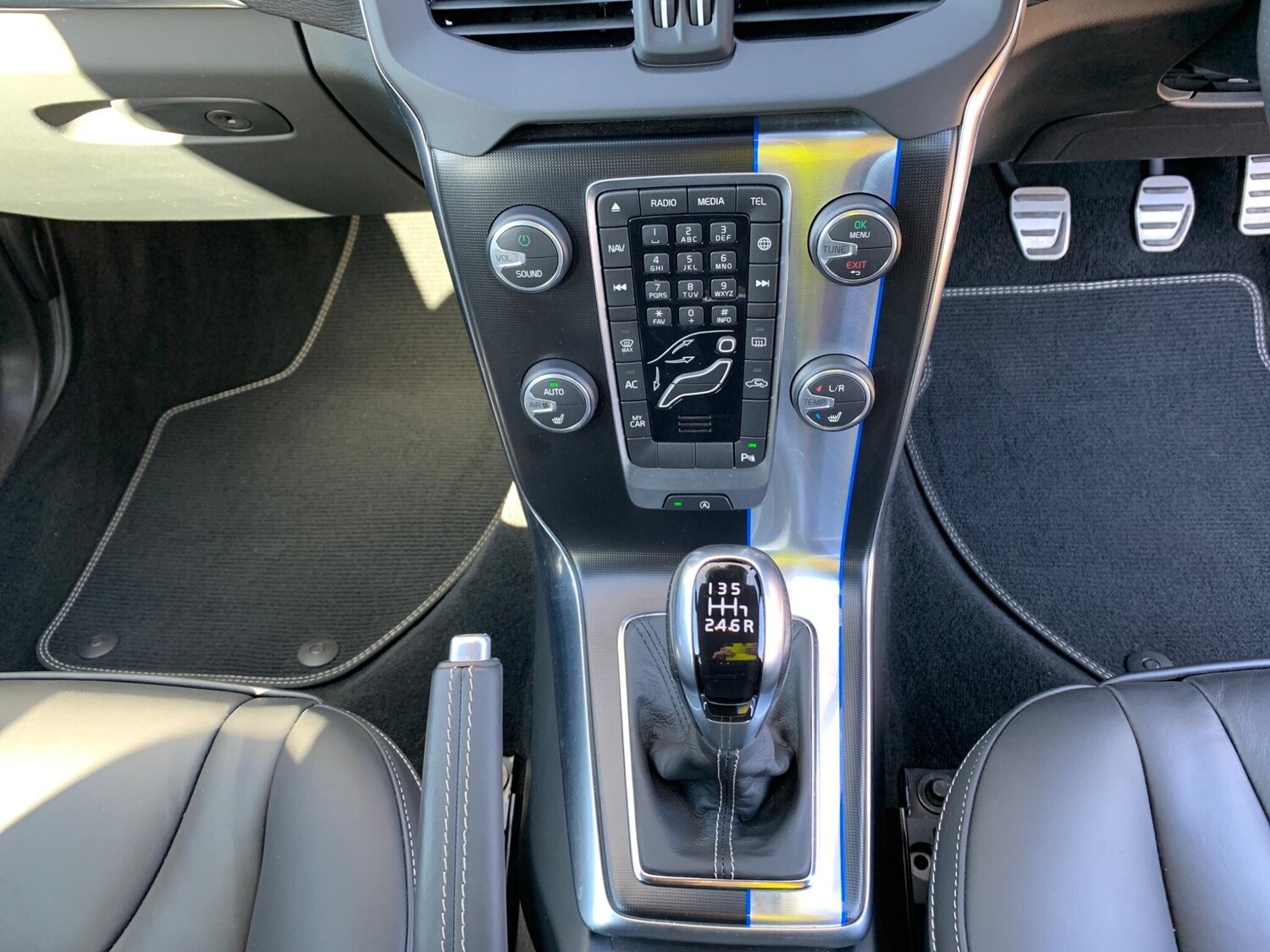 Used Volvo V40 for sale - 78214429: Photo 36