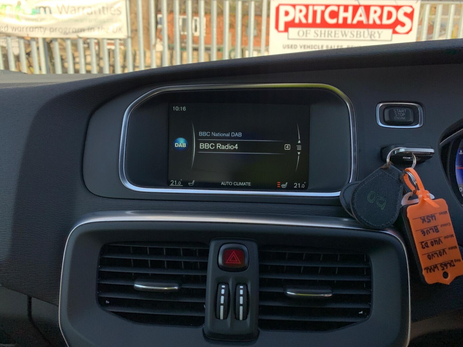 Used Volvo V40 for sale - 78214429: Photo 38