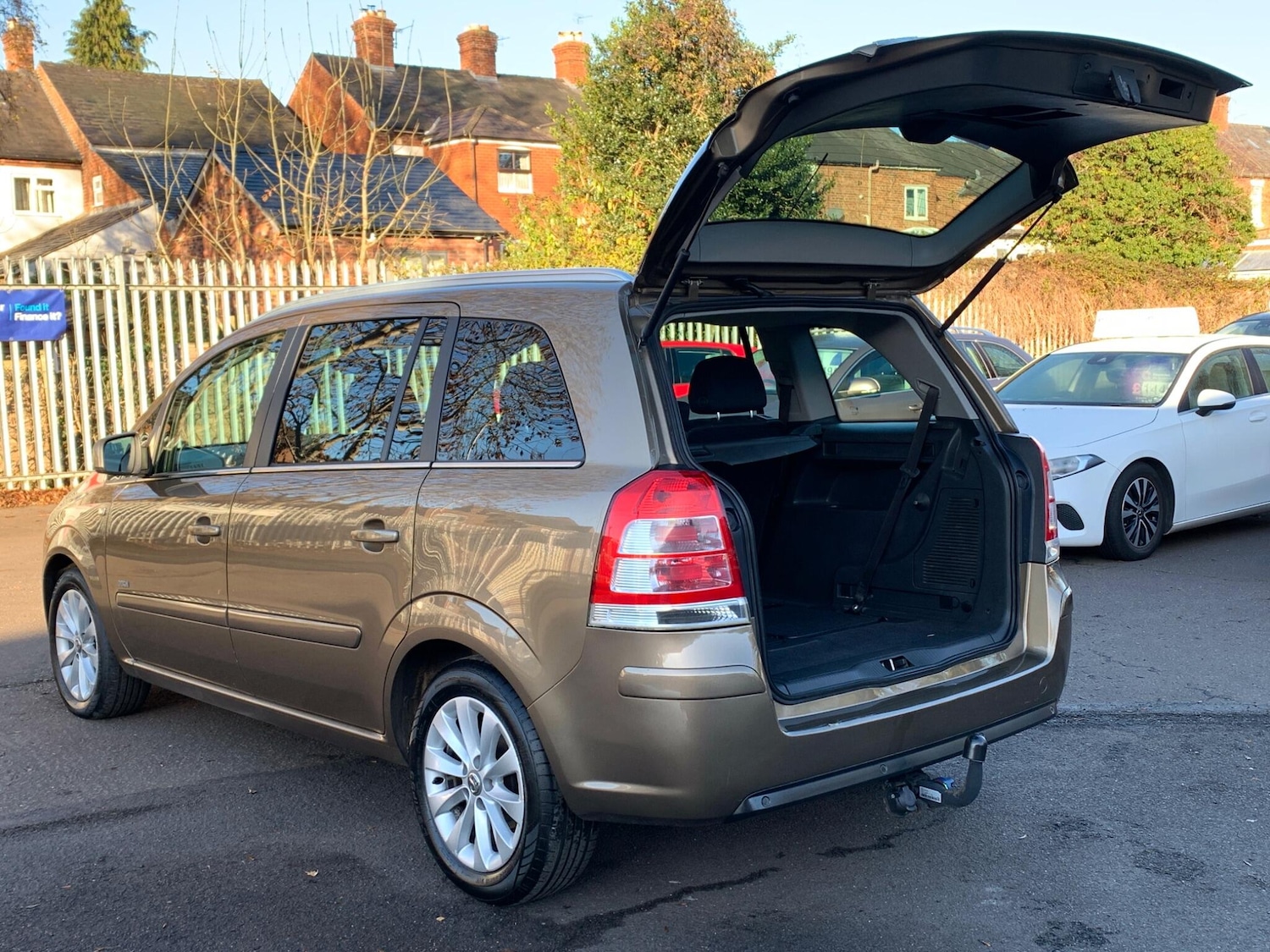 Used Vauxhall Zafira 2014 for sale - 76701339: Photo 25