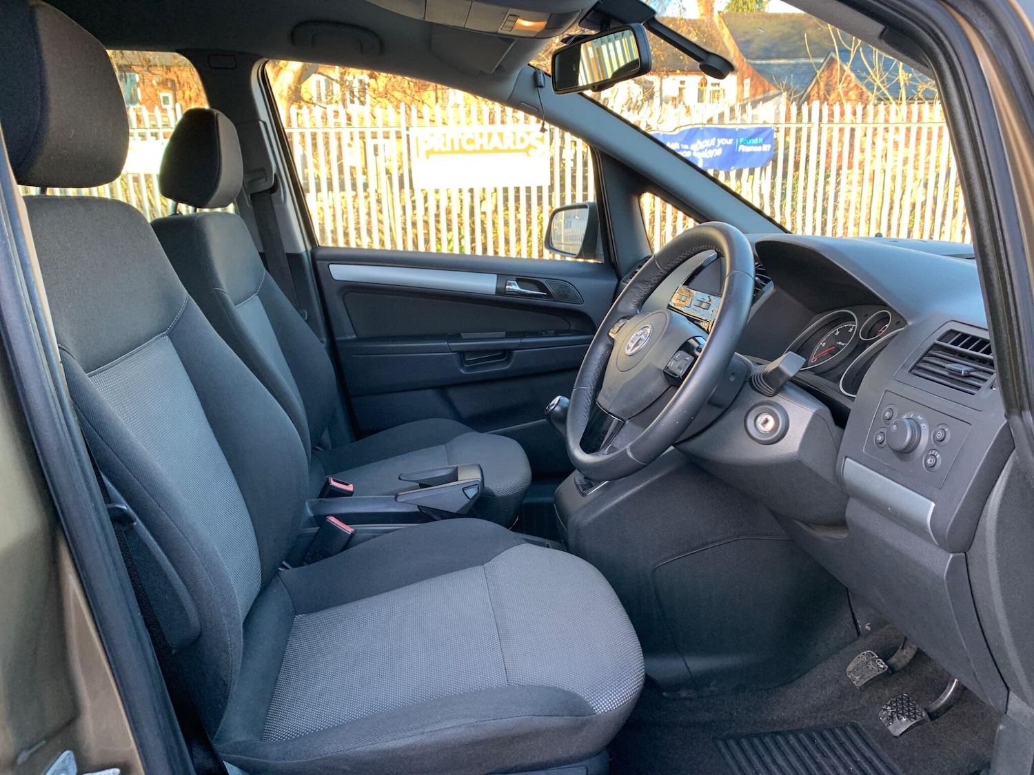 Used Vauxhall Zafira 2014 for sale - 76701339: Photo 27