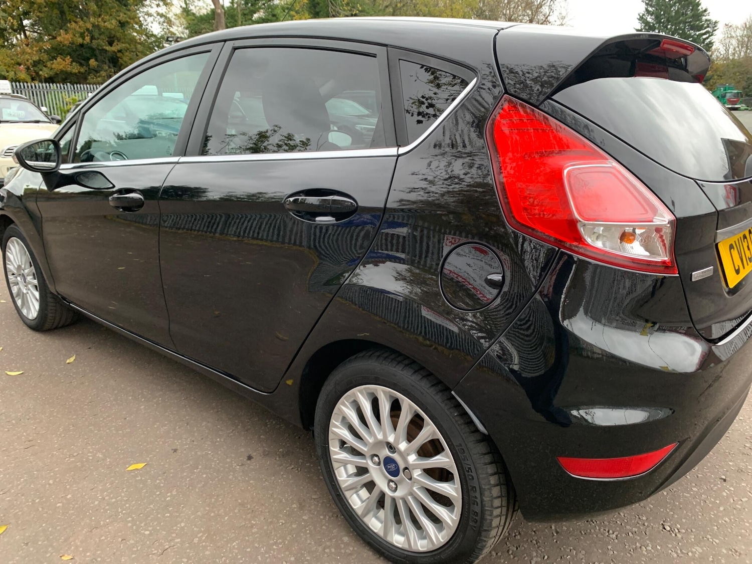 Used Ford Fiesta 2013 for sale - 76572683: Photo 26