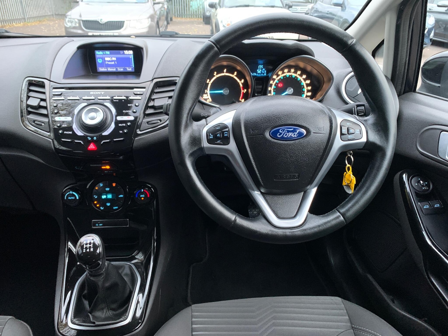 Used Ford Fiesta 2013 for sale - 76572683: Photo 31