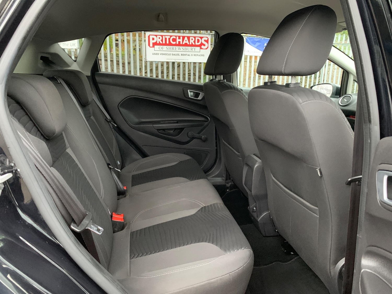 Used Ford Fiesta 2013 for sale - 76572683: Photo 36