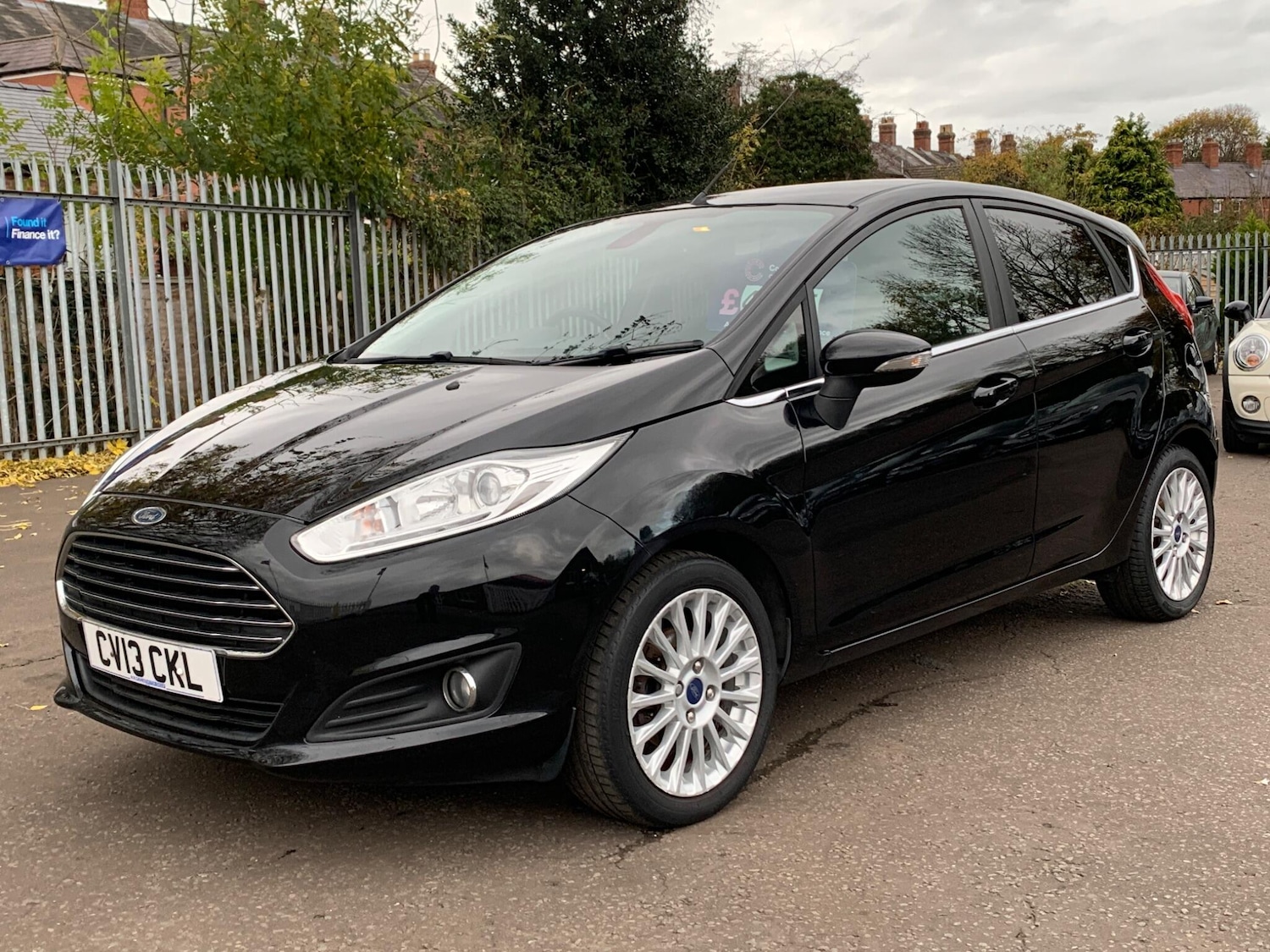 Used Ford Fiesta 2013 for sale - 76572683: Photo 6