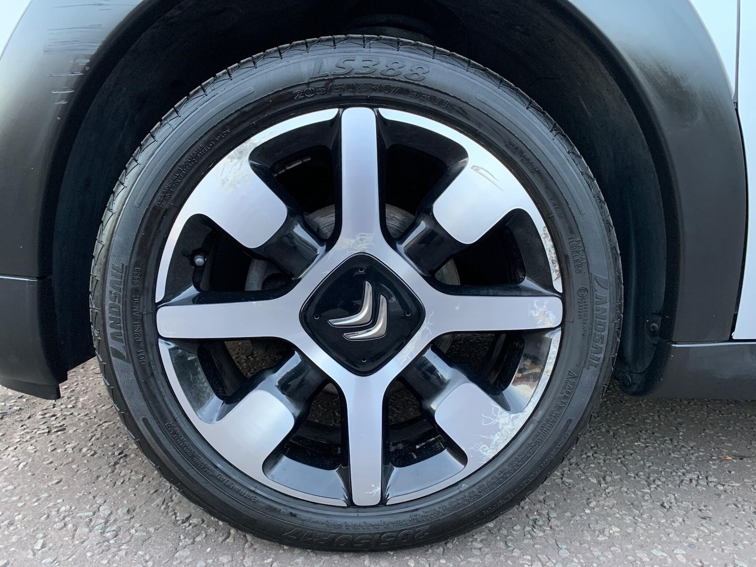 Used Citroen C4 Cactus 2018 for sale - 76657681: Photo 27