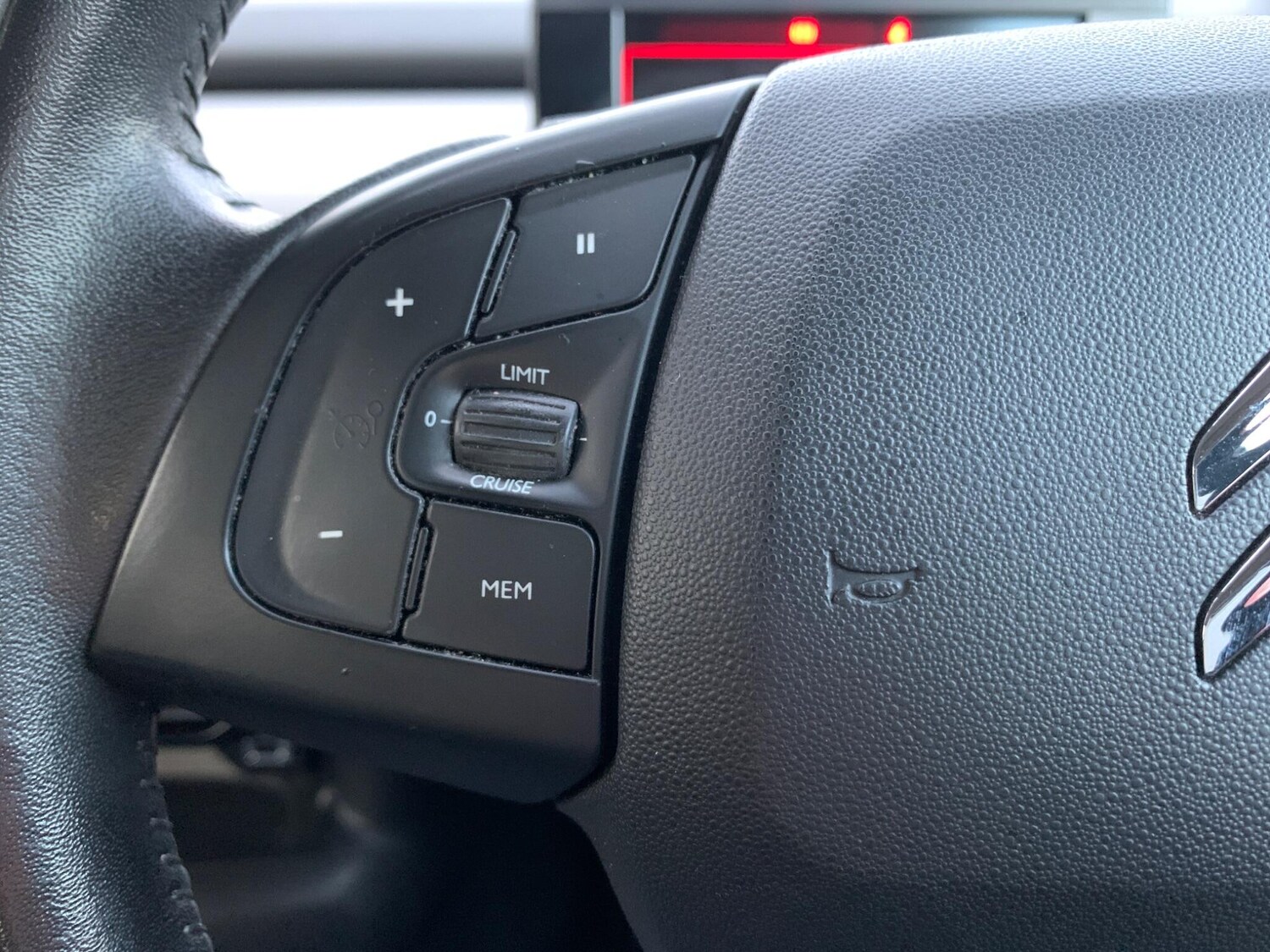 Used Citroen C4 Cactus 2018 for sale - 76657681: Photo 38