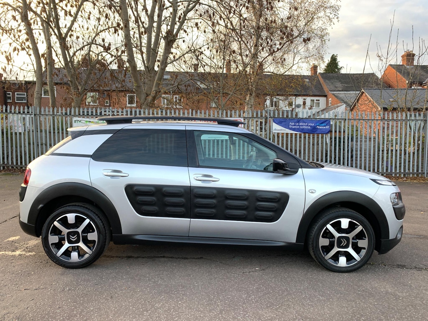 Used Citroen C4 Cactus 2018 for sale - 76657681: Photo 4