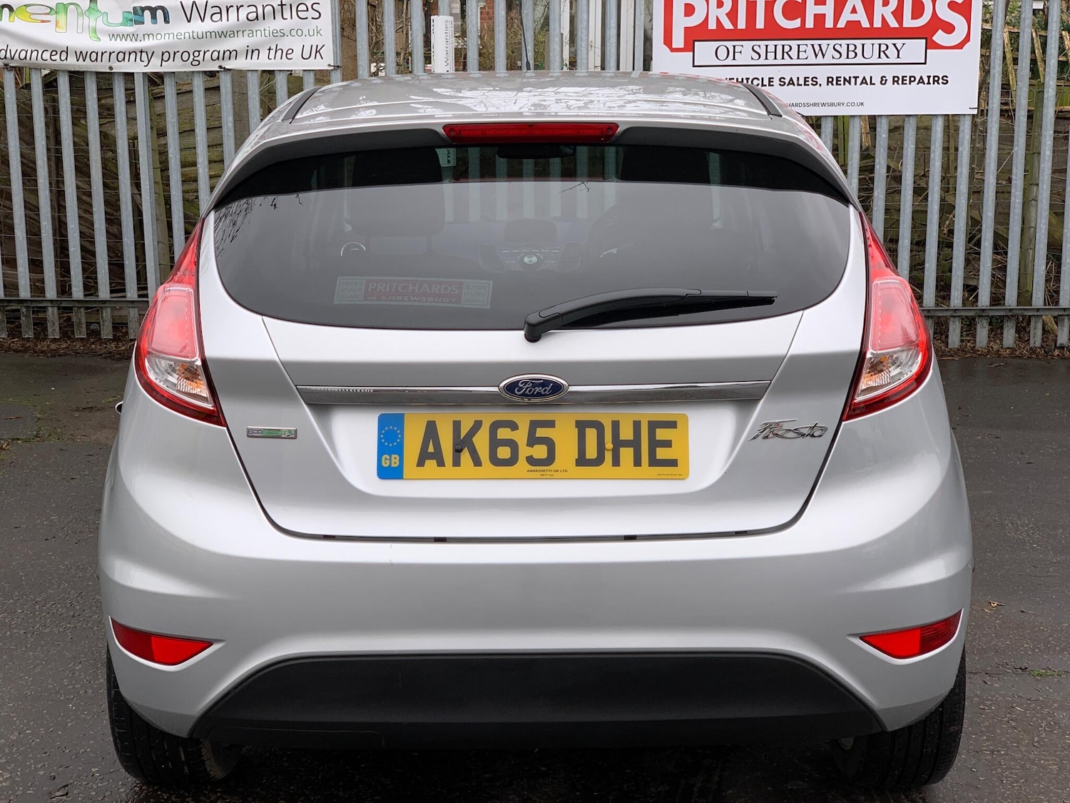 Used Ford Fiesta 2015 for sale - 77510161: Photo 2